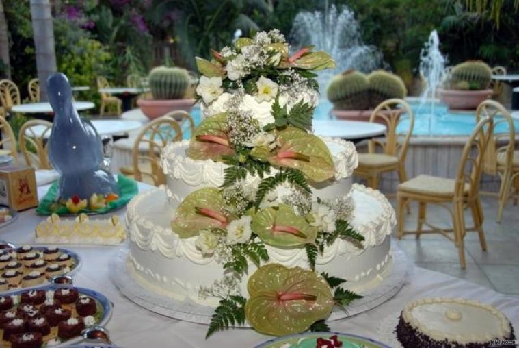 Wedding cake multipiano