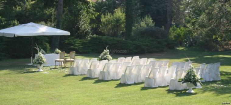 Cerimonia di matrimonio in giardino