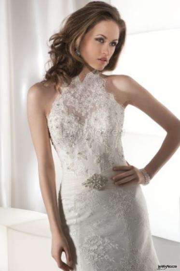 Katia Atelier - Abito da sposa con corpetto ricamato