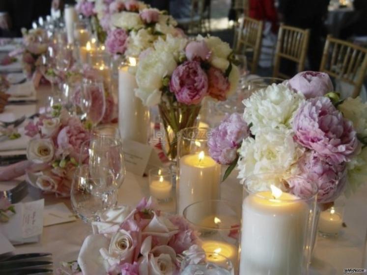 Fiori e candele per il matrimonio