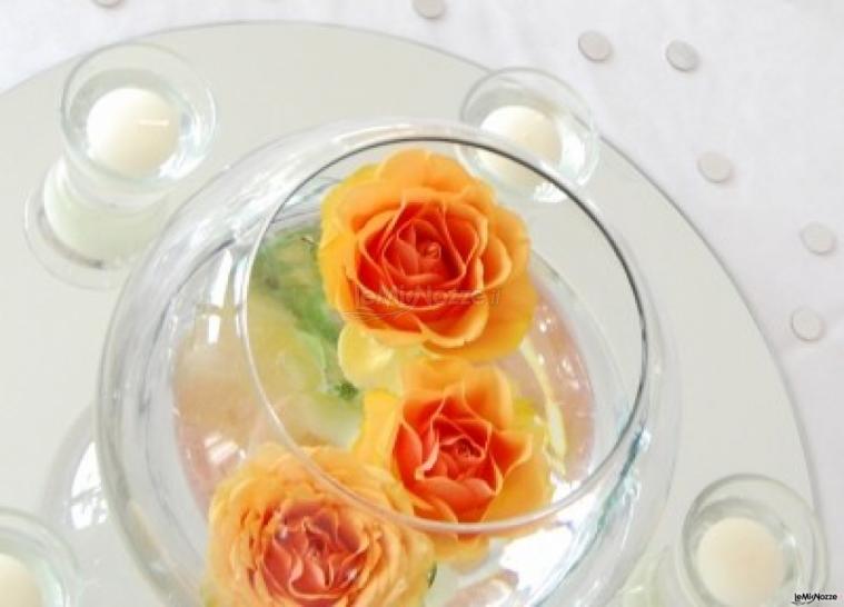 Centro-tavola tema floreale rose
