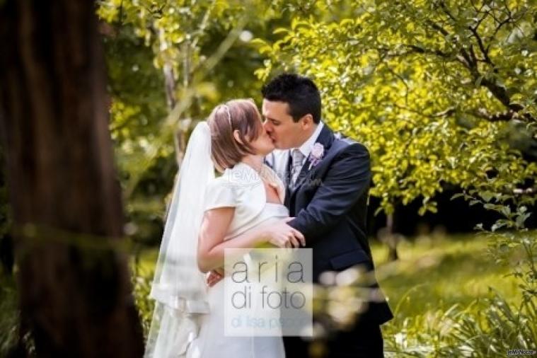 Aria Di Foto di Lisa Pacor - Un bacio tra gli sposi