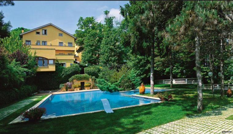 Hotel Ristorante con piscina a Velletri (Roma)