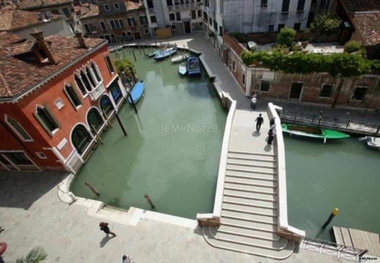 Vista dall\'alto della location di matrimonio