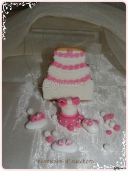 Mini cake in pasta di zucchero per il matrimonio
