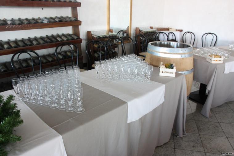 Allestimento tavolo dell'aperitivo di benvenuto