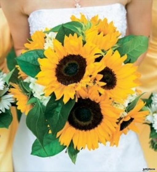 Bouquet di girasoli per la sposa