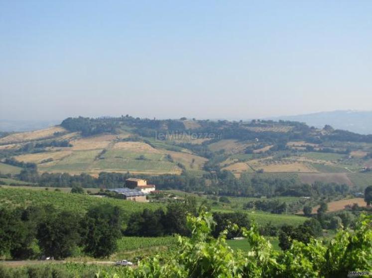 Vista sull Valle d'Euterio presso il ristorante per ricevimento di matrimonio La Rocca Bianca