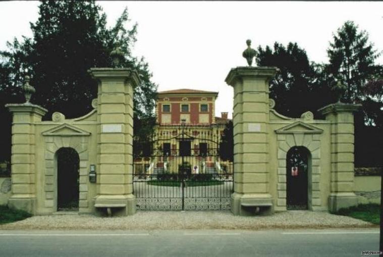 Portale di ingresso - Villa Marchesi Riva Berni