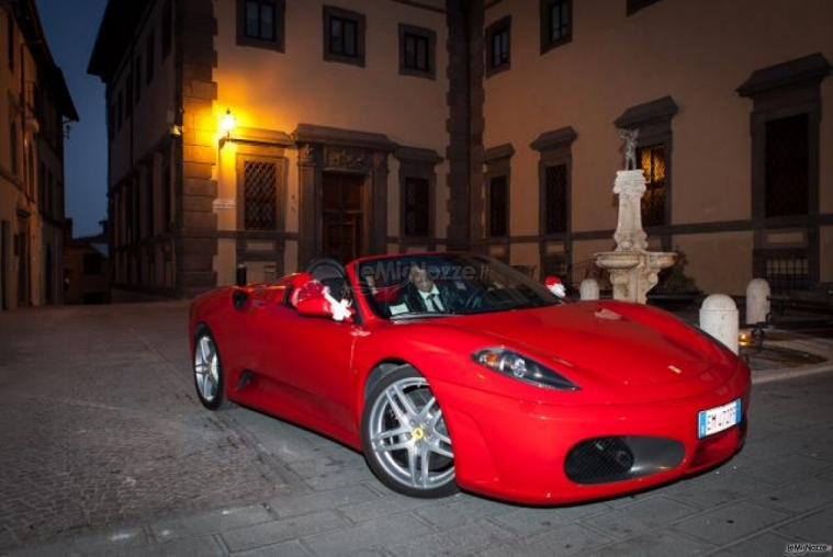 Ferrari per il matrimonio