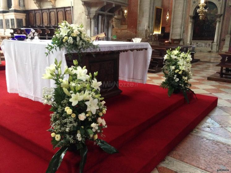 Arnoldo fiori - Composizioni floreali per la chiesa