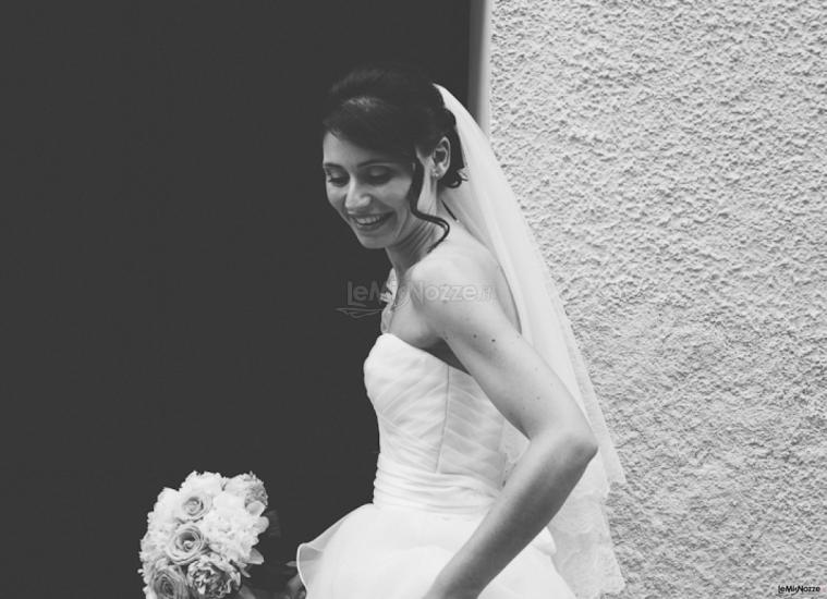 Foto della sposa felice