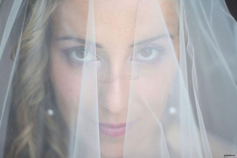Aysthesis Foto & Design Studio - Lo sguardo della sposa