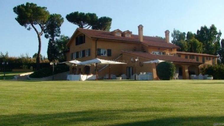 Tenuta per matrimoni a Roma - veduta laterale