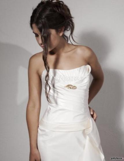 Autentico corpetto per un abito da sposa originale e moderno