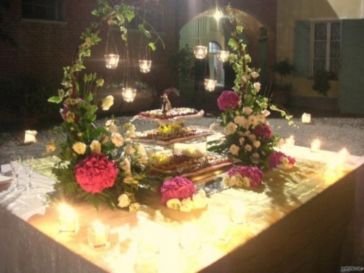 Fiori per il tavolo della torta di nozze - Nanda Fiori