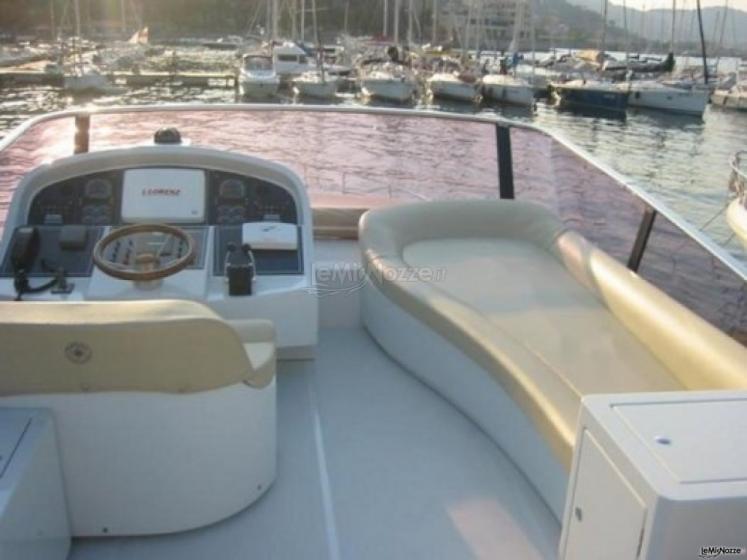 Noleggio barca per la luna di miele a Genova - Lamp City Yachting
