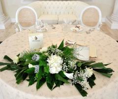 Villa Madama - La decorazione floreale del tavolo degli sposi