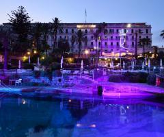 Royal Hotel Sanremo - Esterno di sera