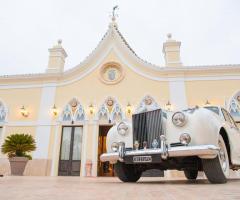 Grand Hotel Vigna Nocelli Ricevimenti - l'auto degli sposi