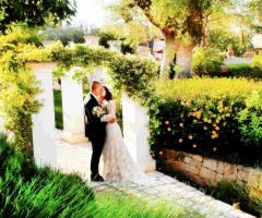 Villa San Martino - Le foto degli sposi in giardino