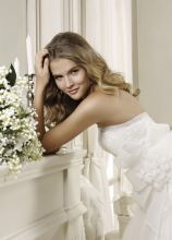 Abito da sposa con fiocco e fiore sulla cinta - Linea Nicole