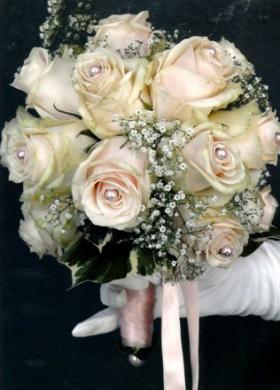 F&B Fiori di Flavio Gatto - Bouquet sposa con rose e gipsofila