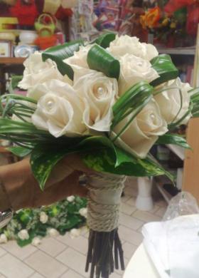 Bouquet rose bianche e perle