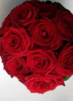 Miraglia Fiori - Bouquet sferico rose rosse