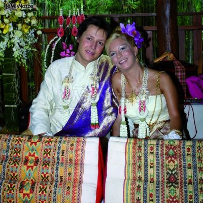 Cerimonia di matrimonio con abito tradizionale