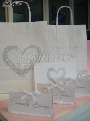 Wedding Bags e cartoncini per la confettata