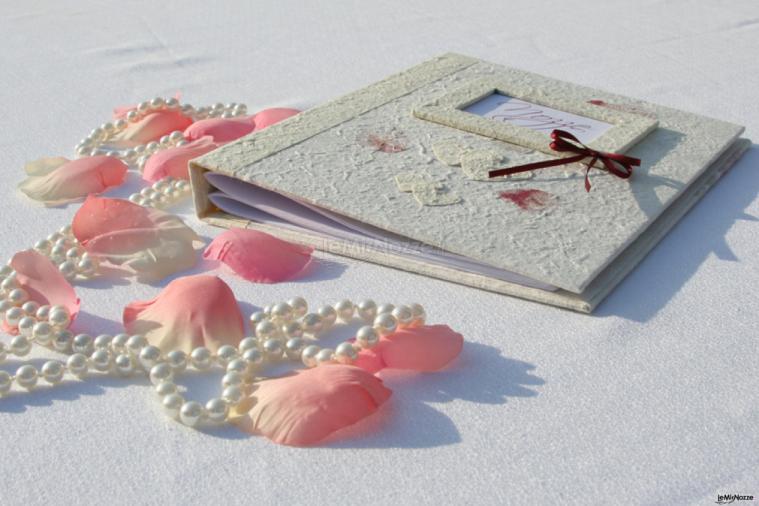 Papery Wedding - Guestbook
