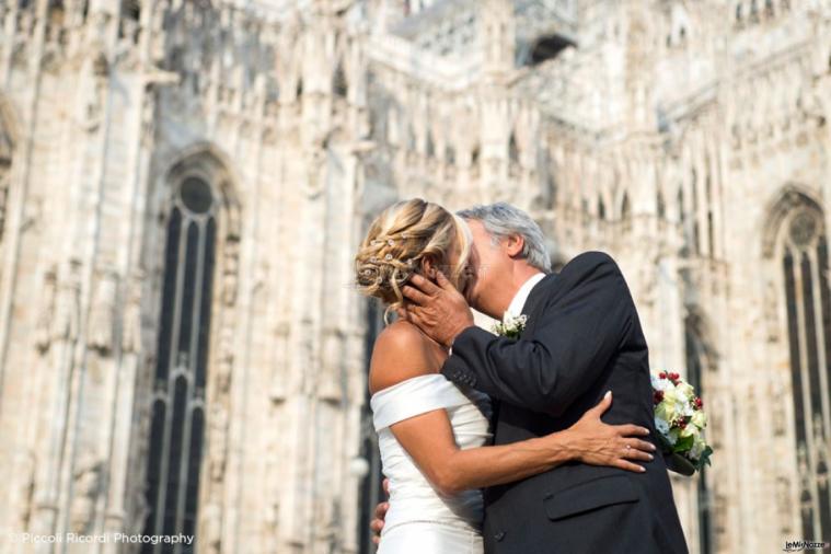 White Stories Wedding Photography - Davanti al Duomo di Milano