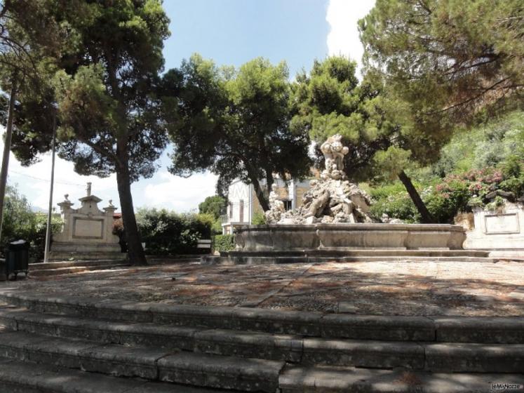 spazio molto caratteristico immerso nel verde di Villa Montereale