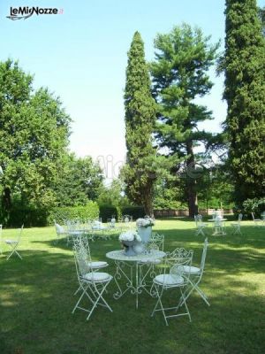 Tavoli in ferro battuto per l'aperitivo