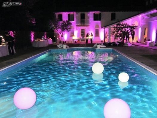 Illuminazione piscina - Wedding planner Pordenone