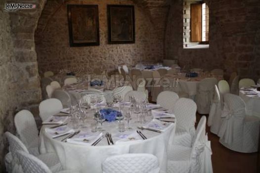 Tavole imbandite per il ricevimento di nozze a Cerreto di Spoleto