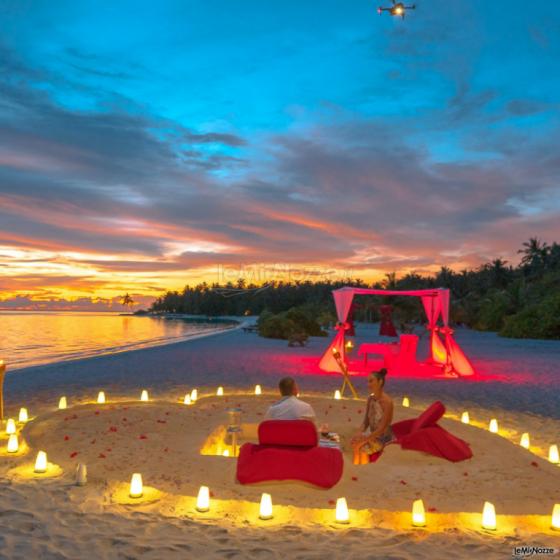 Emozioni Viaggiando By Silvia  - Cena in spiaggia alle Maldive