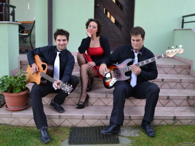 Trio Le Corde - Voce femminile, chitarra e basso