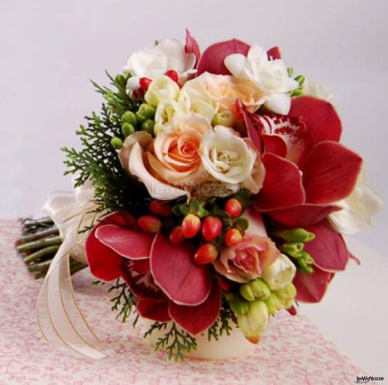 Bouquet sposa fiori misti