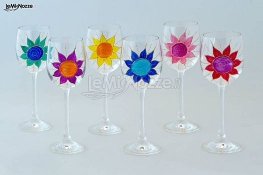 Set bicchieri decorati come regalo di nozze
