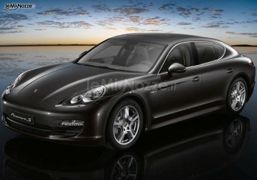 Ernesto Cars - Porche Panamera