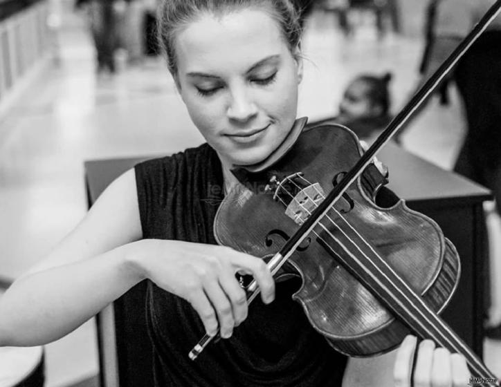 Alessia Baldi Violinista - La musica per il matrimonio a Varese