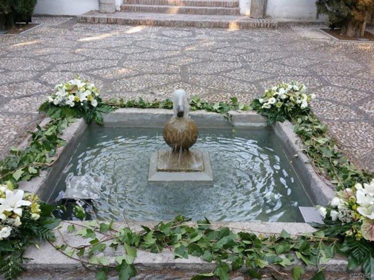 Flora Decor - Allestimento fontana ricevimento