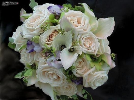 Bouquet di calle per la sposa