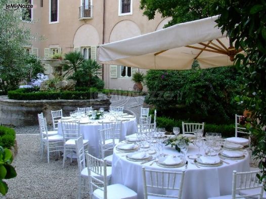 Antico monastero per matrimoni a Roma