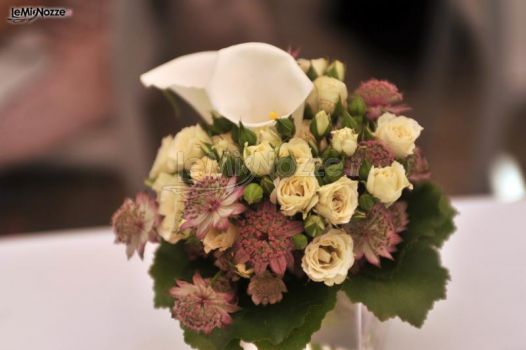 Bouquet dallo stile romantico per la sposa