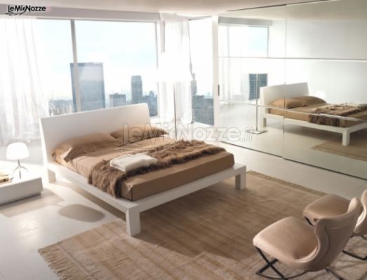 Camara da letto in stile moderno