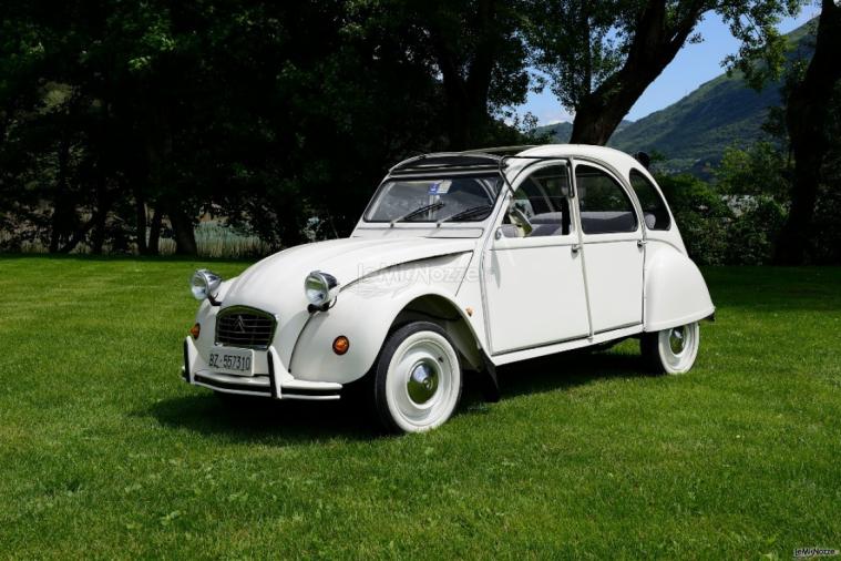 Carrozzeria Autodelta - Autonoleggio Citroen 2cv a Dro