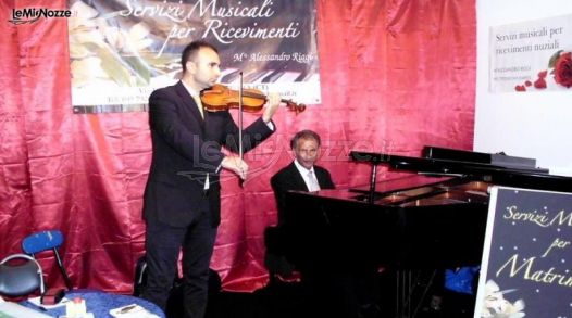 Musicista con violino per il matrimonio a Catania